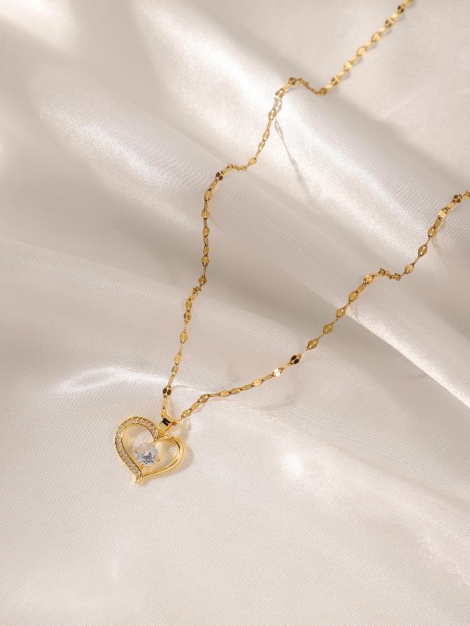 Gold Heart necklace