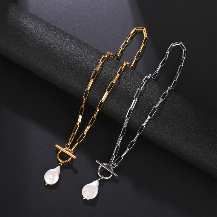 Mali Pearl Necklace