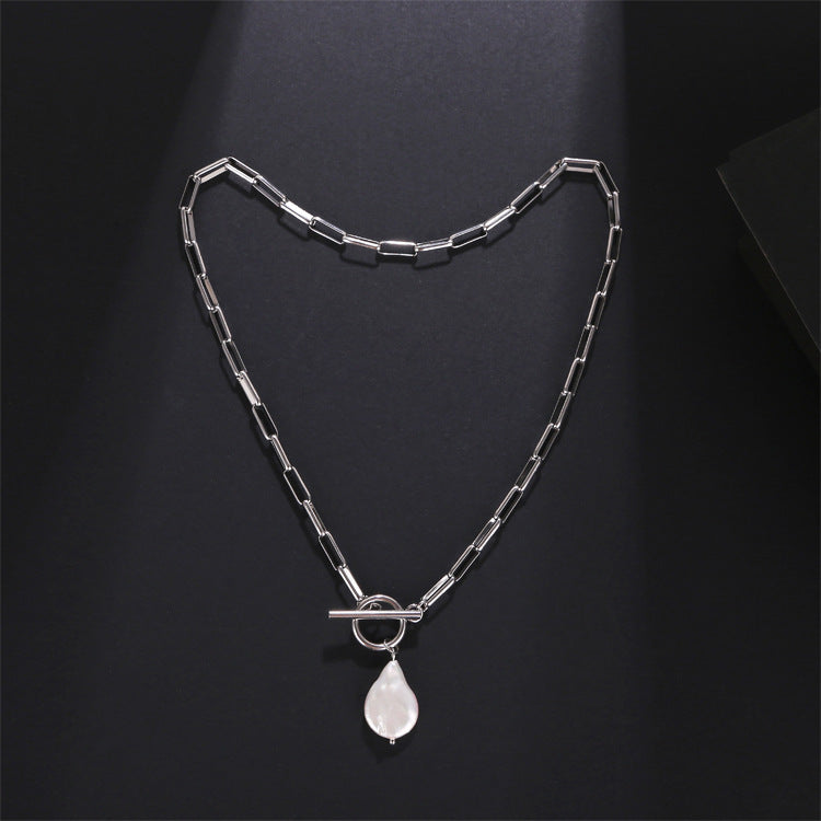 Mali Pearl Necklace