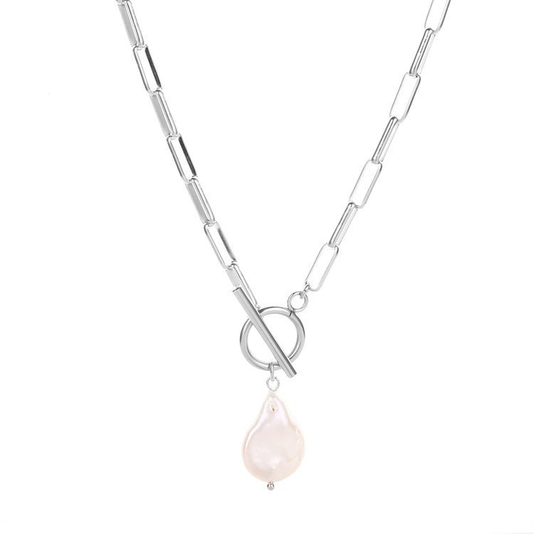 Mali Pearl Necklace