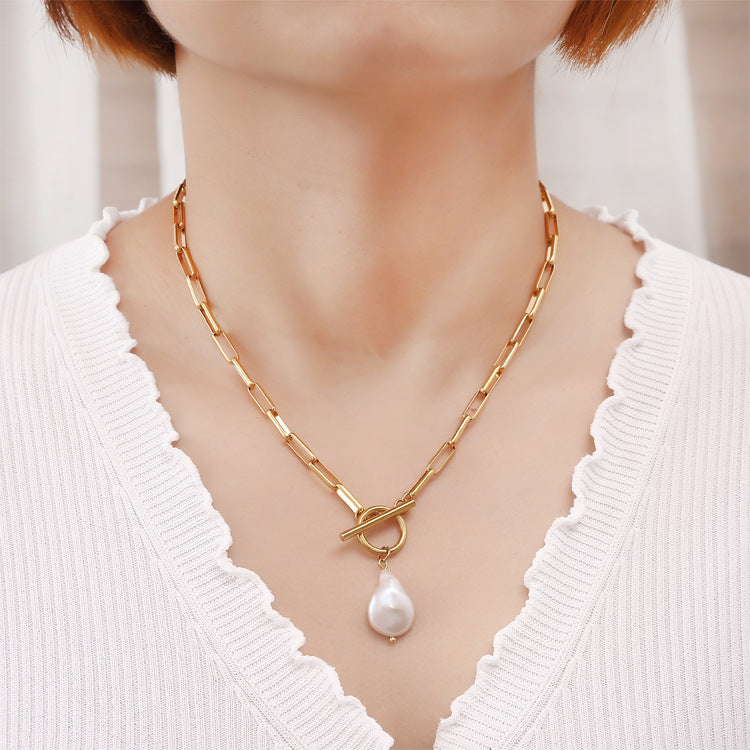 Mali Pearl Necklace