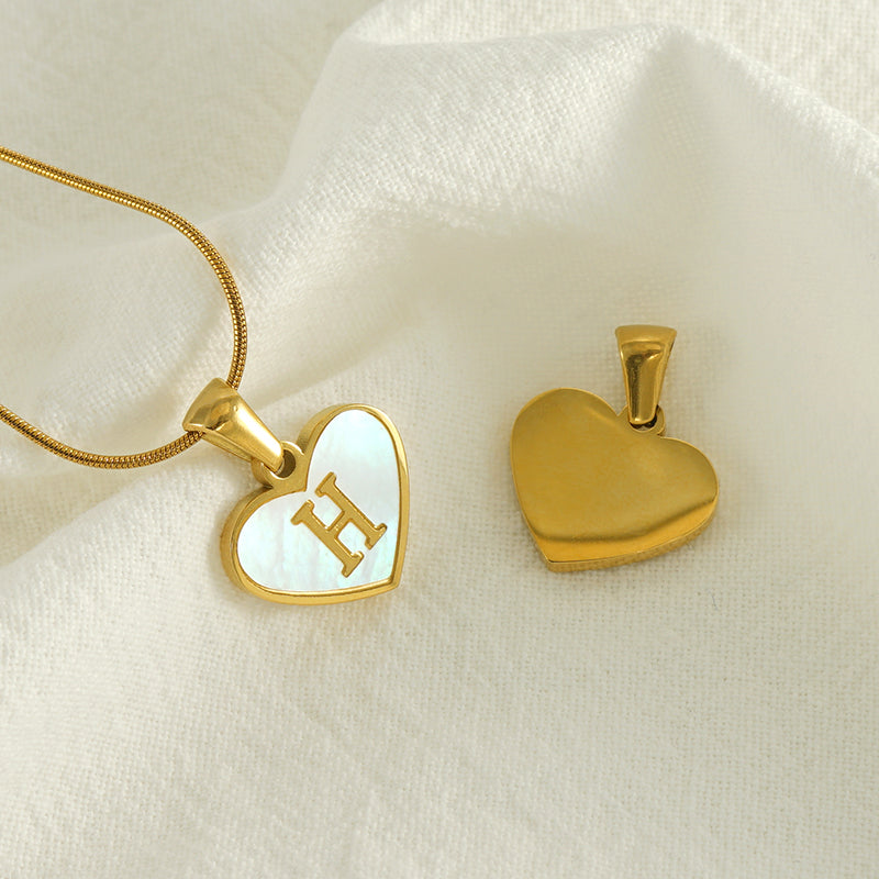 Ellie Pearl Monogram Necklace