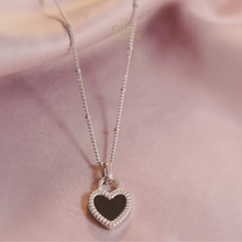 Load image into Gallery viewer, Darla Heart Necklace
