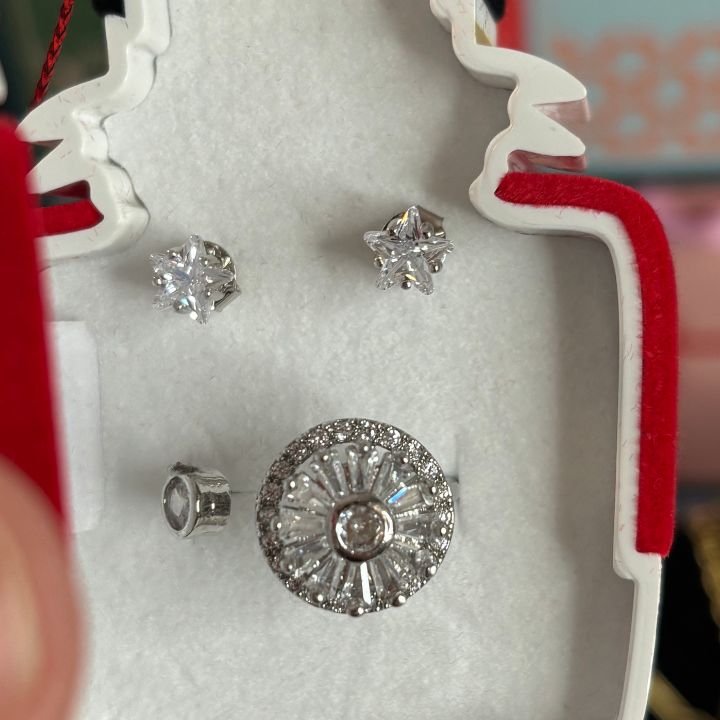 Christmas Snowflake 1.8 carat Jewllery Set