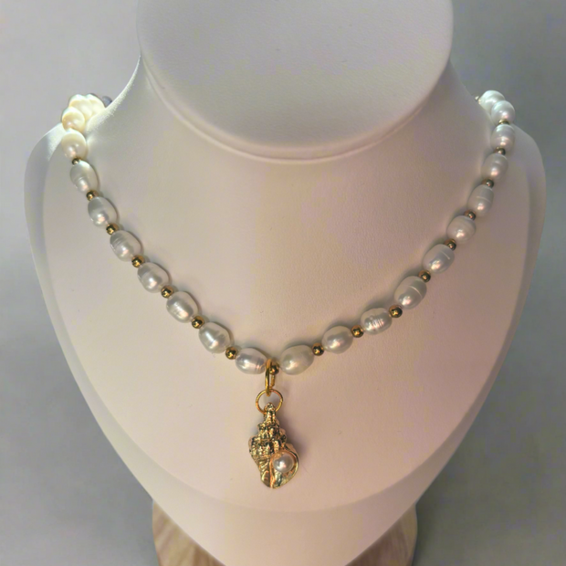 Aphrodite freshwater Pearl Shell Charm Choker Necklace