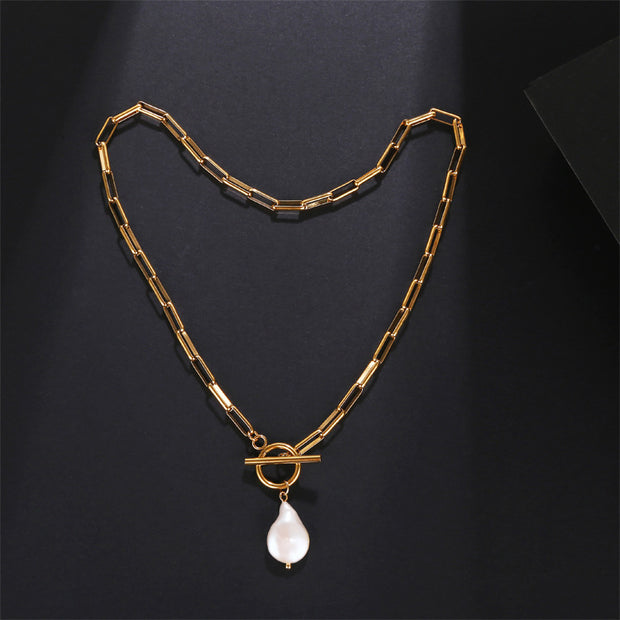 Mali Pearl Necklace