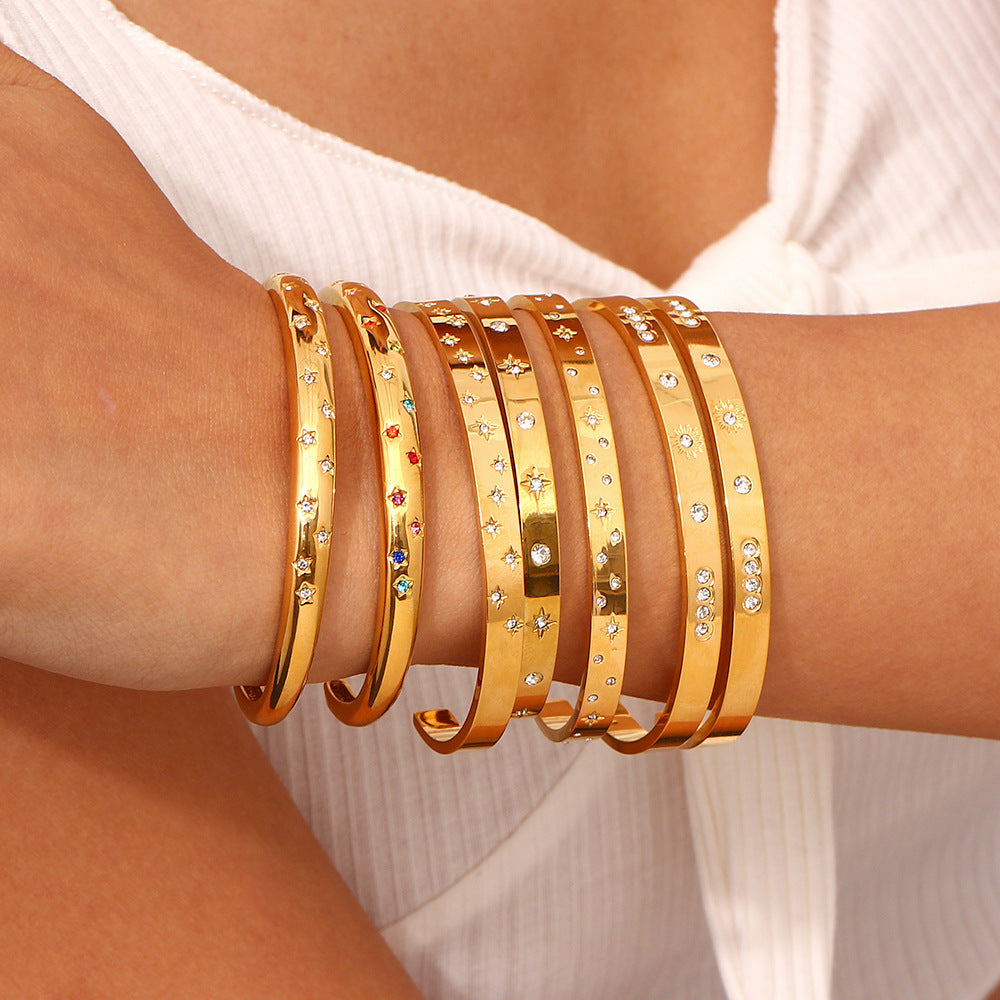 SELENA Gold Bangle