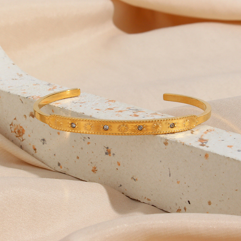 SELENA Gold Bangle