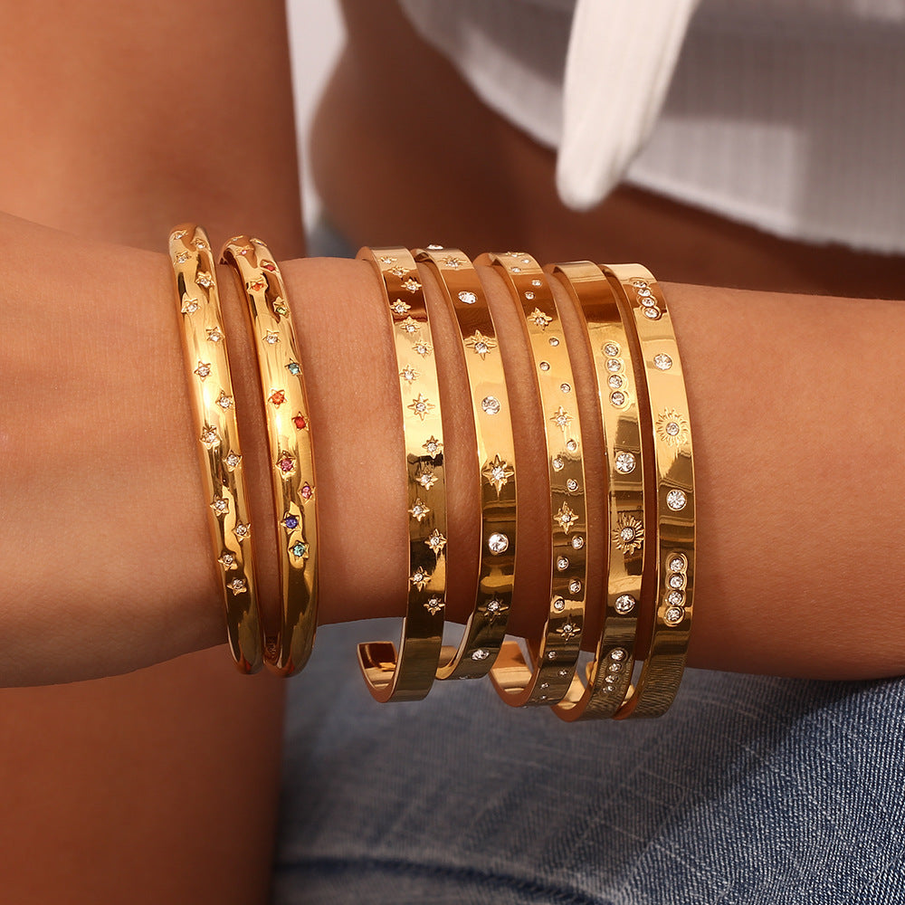 SELENA Gold Bangle