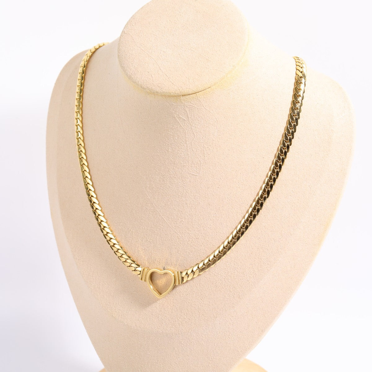 Aphrodite Necklace