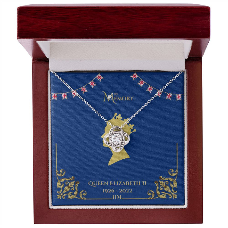 HM Queen Elizabeth Memorial 18K Gold Necklace