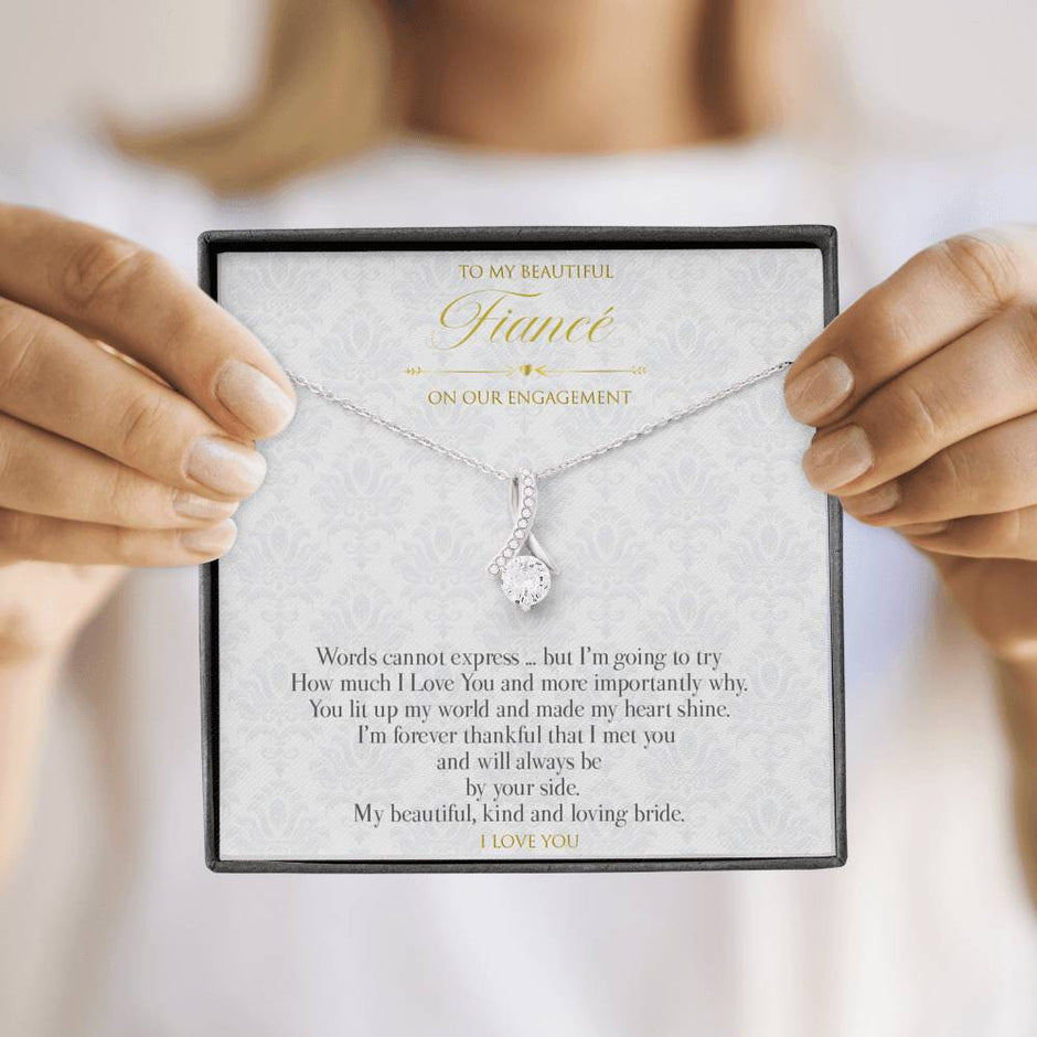 Gift message pendant to Fiance